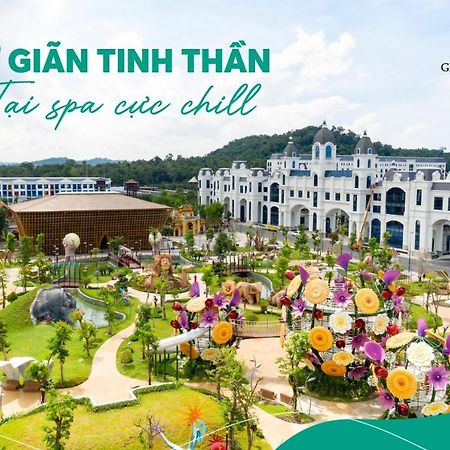 Bistro Hotel Grand World Phu Quoc Exterior photo